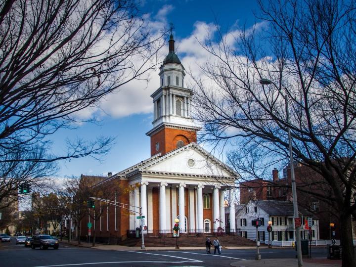 美国耶鲁大学正在招收访问学者、博士后