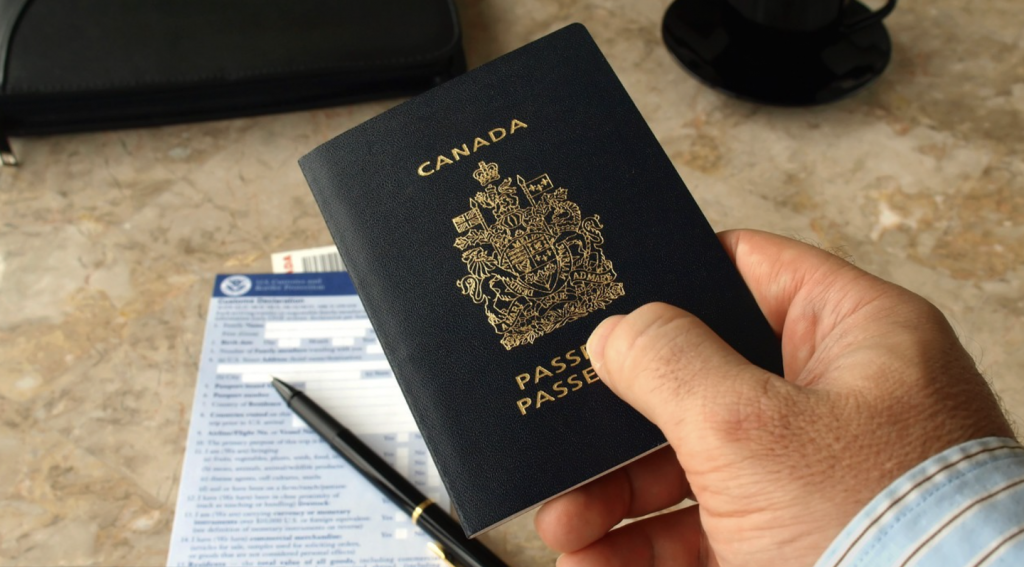 申请加拿大访问学者签证需要体检吗？