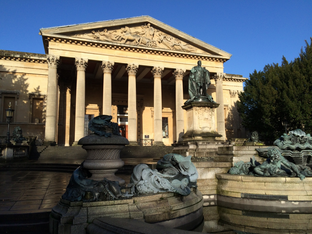 英国布里斯托大学正在招收访问学者、博士后