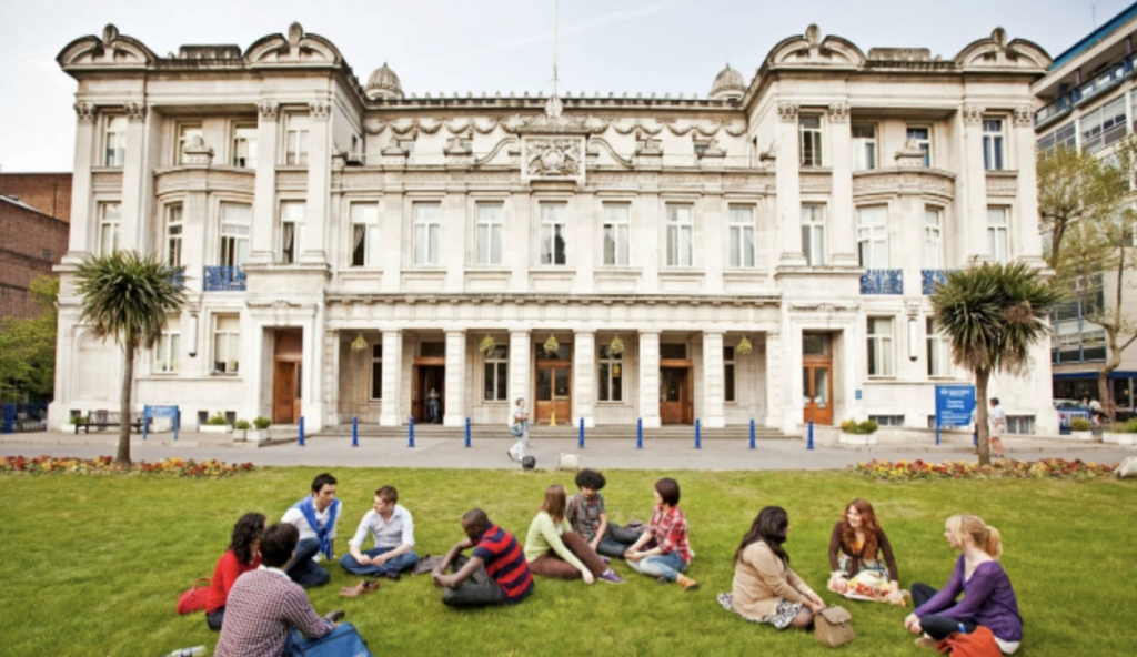 英国伦敦玛丽女王大学博士后职位招聘