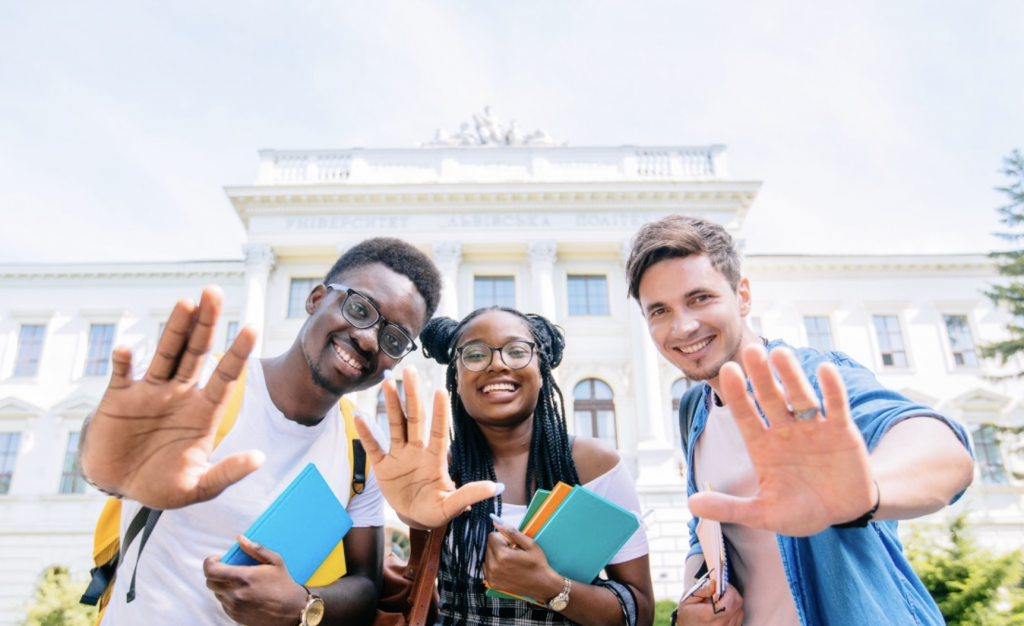 快速自查：我是否有资格申请国外访问学者？