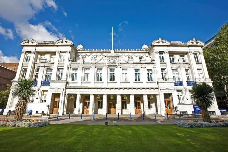 英国伦敦玛丽女王大学博士后职位招聘